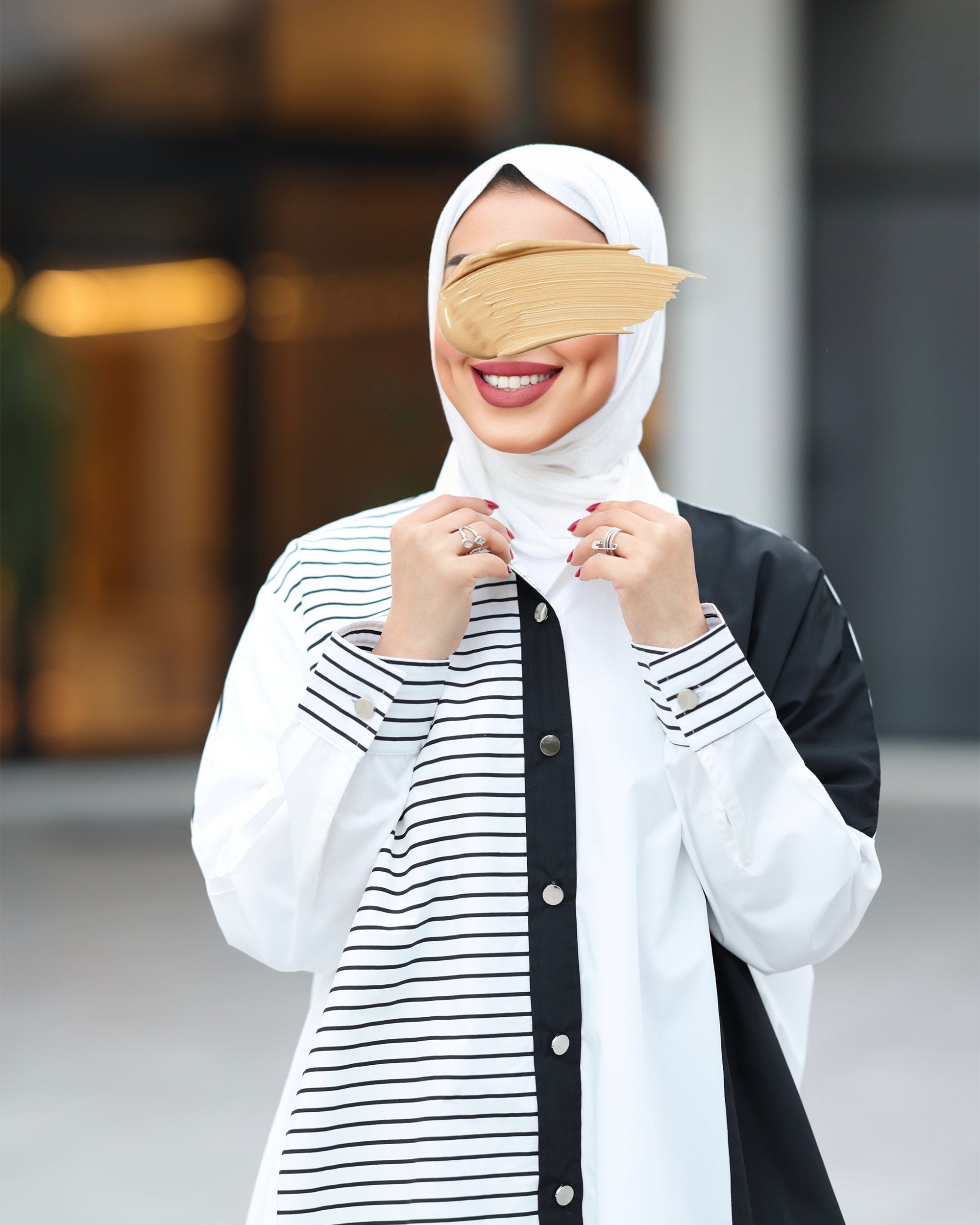 قميص البوبلين المخطط بالأبيض والأسود