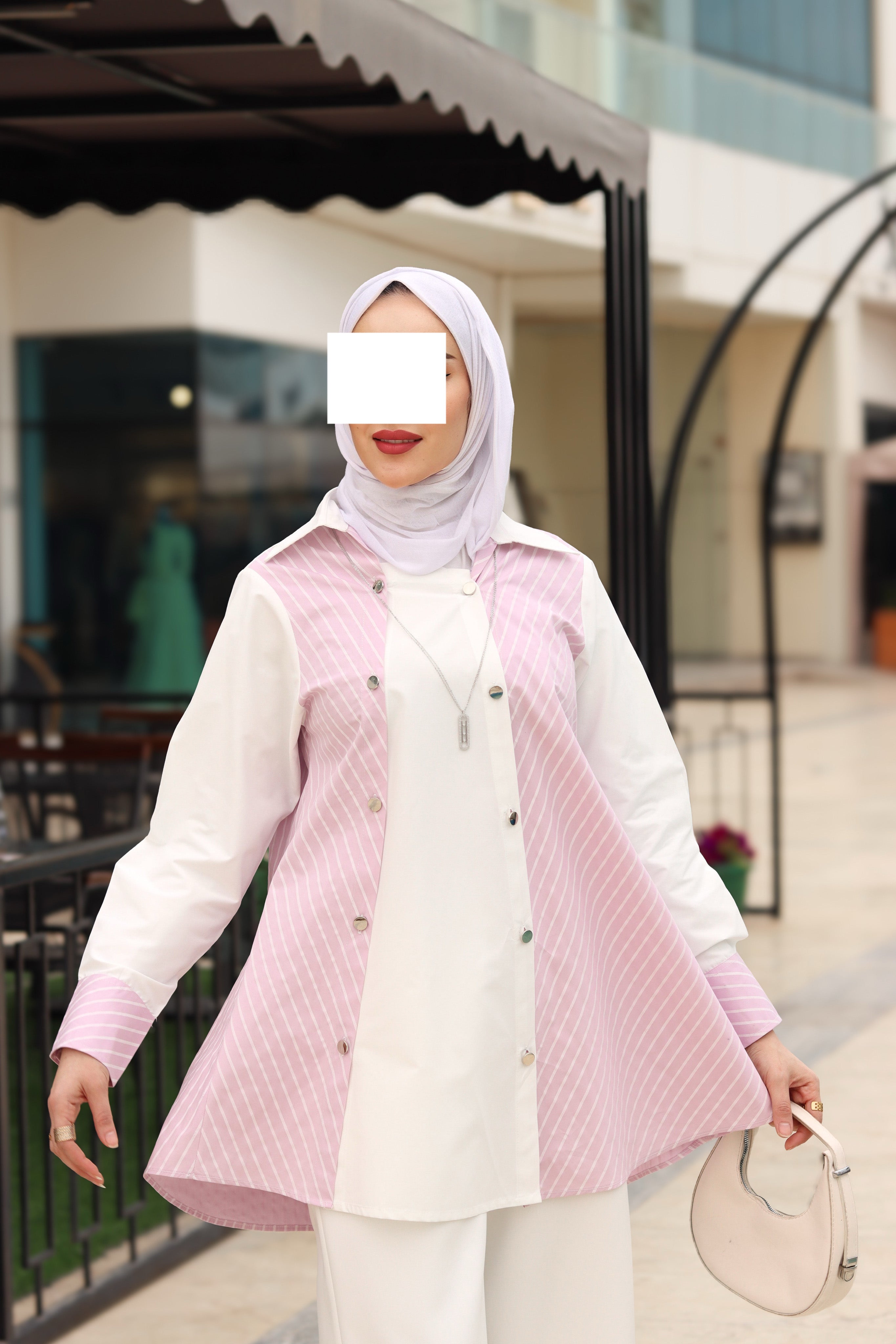 قميص بوبلين بتناغم الوردي