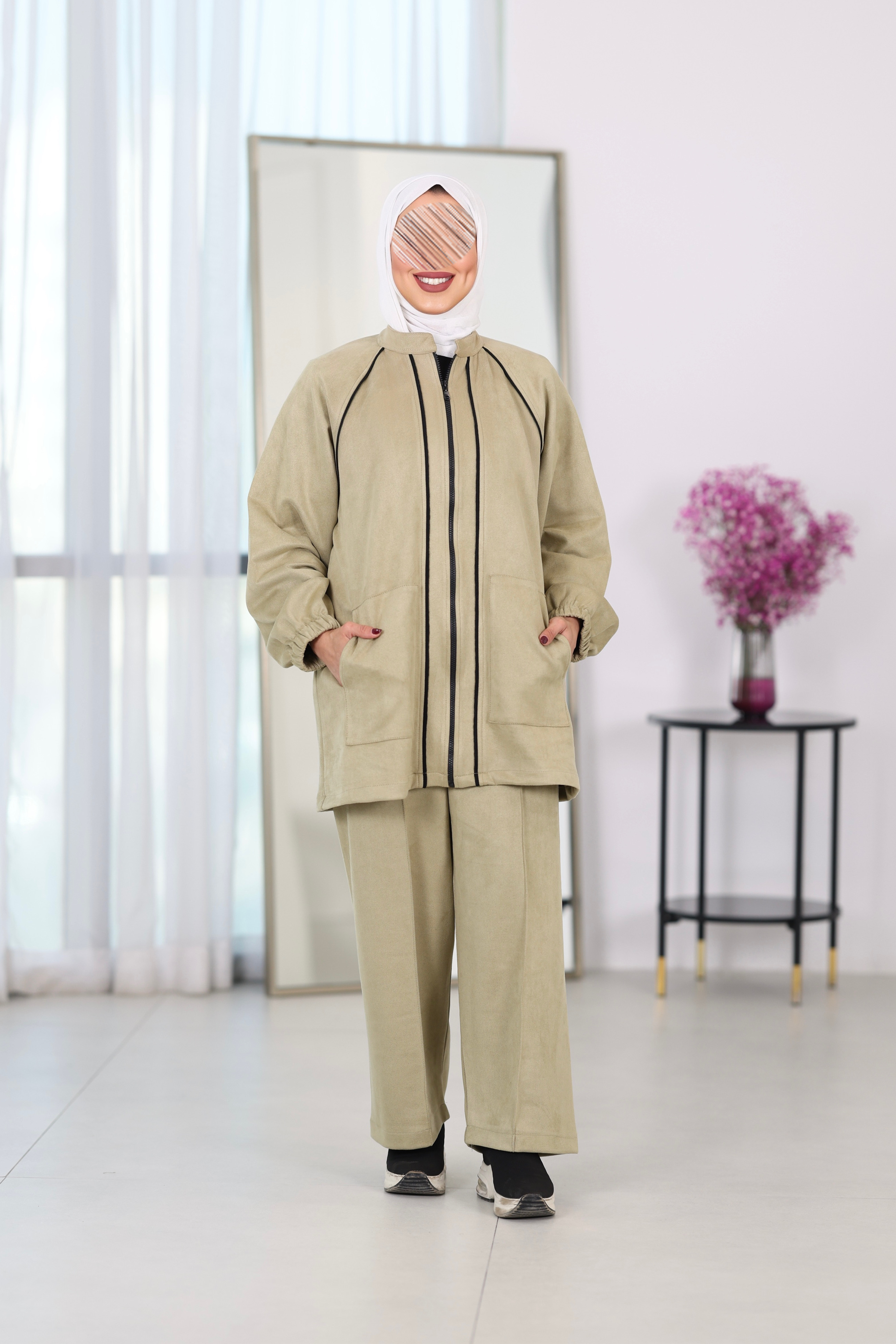 Sandstone Ease Chamois Set