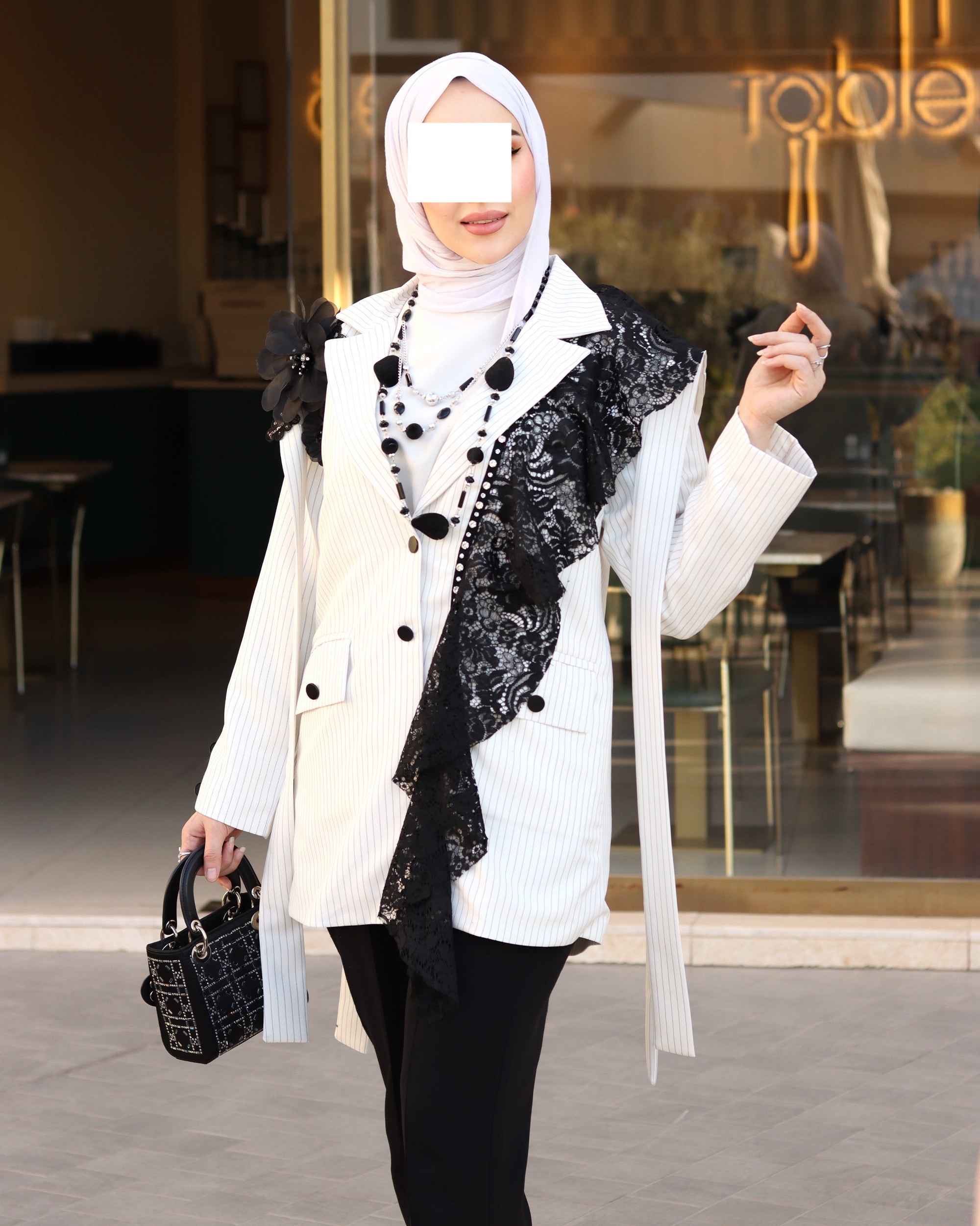 قميص بوبلين دانتيل أسود