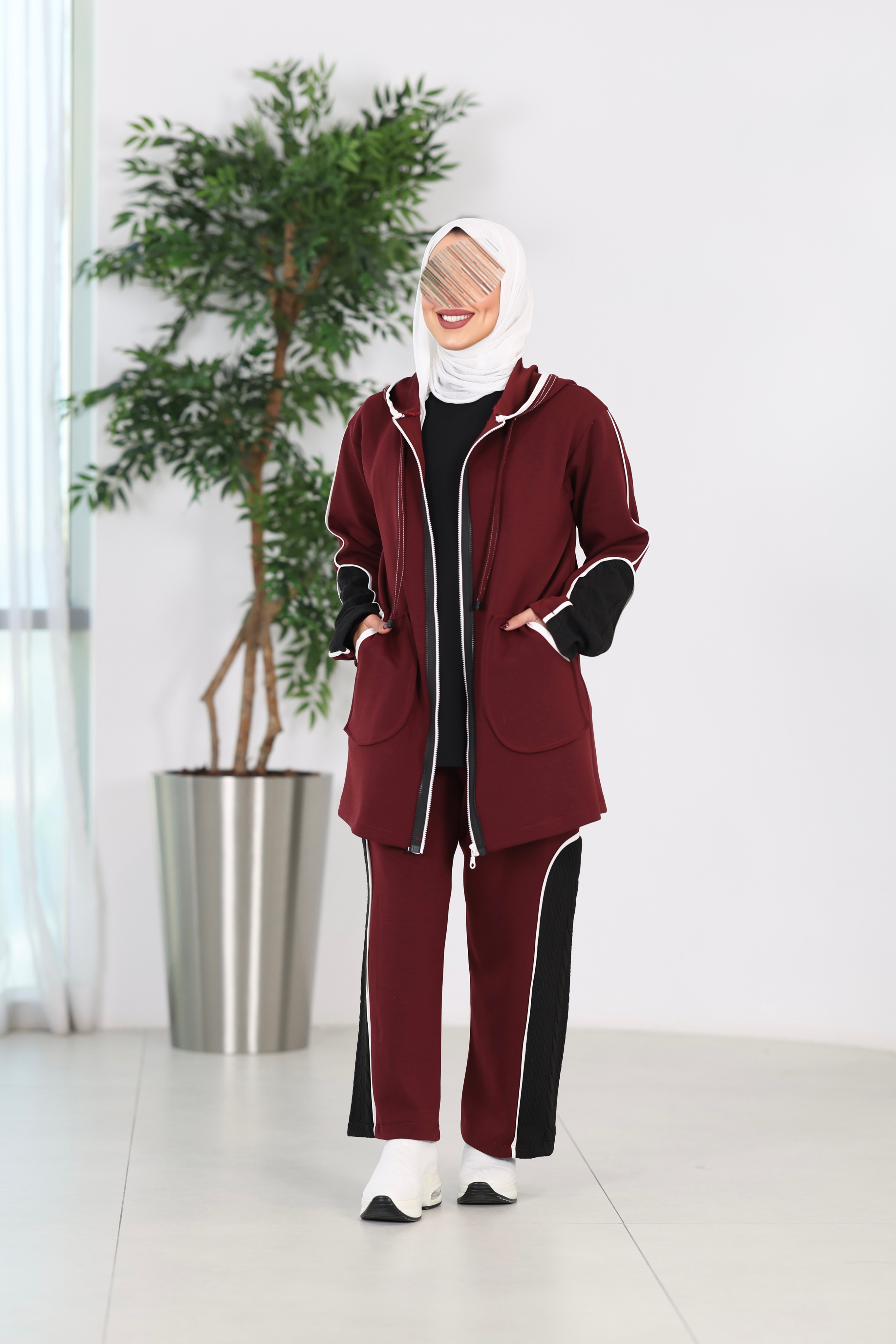 Crimson Motion Chamois Set