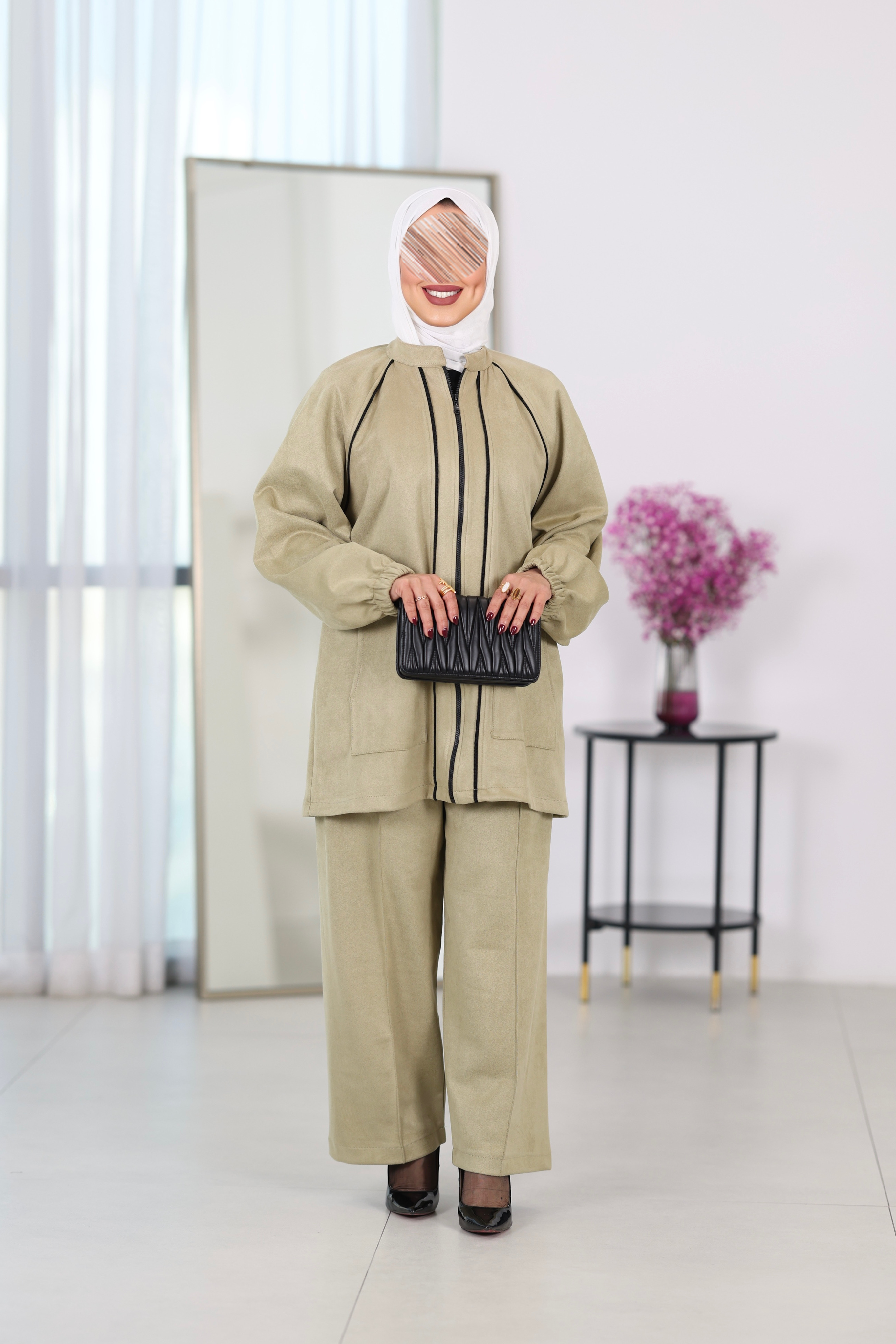 Sandstone Ease Chamois Set