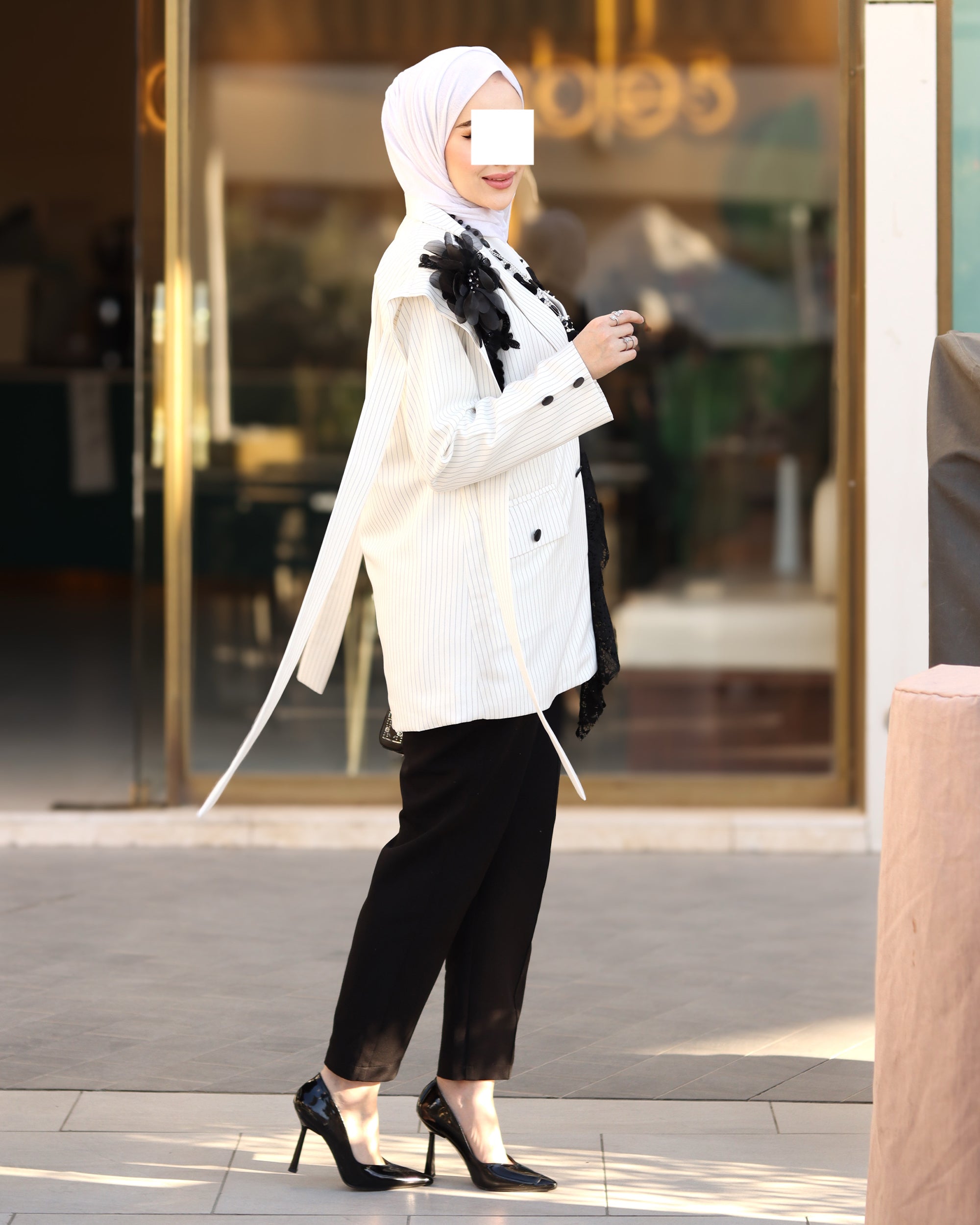 قميص بوبلين دانتيل أسود