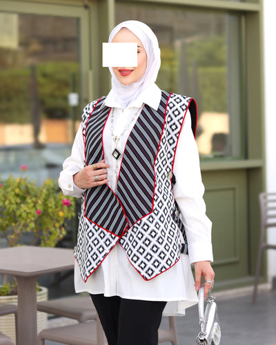 قميص بوبلين بحواف كريمسون